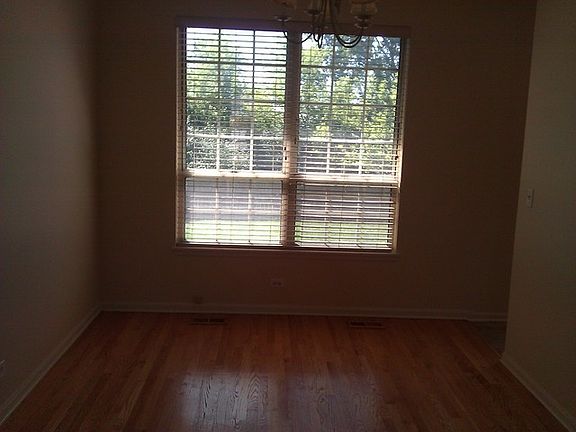 4th image of 268 Superior Cir