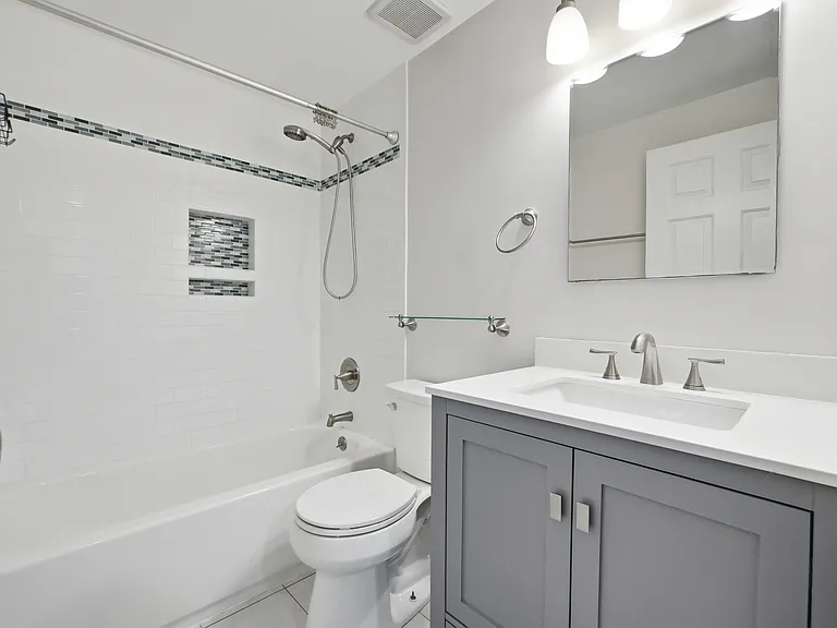 7 Leatherwood Ct — Photo 14