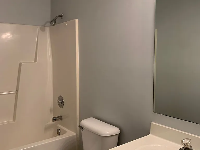 204 White Ave — Photo 23
