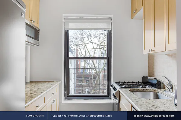 Rented by The Blueground | media 32