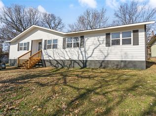 8304 Dequeen Ct, Hackett, AR 72937