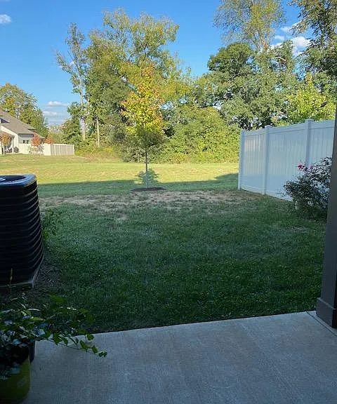 2595 Wellesley Square Dr — Photo 23