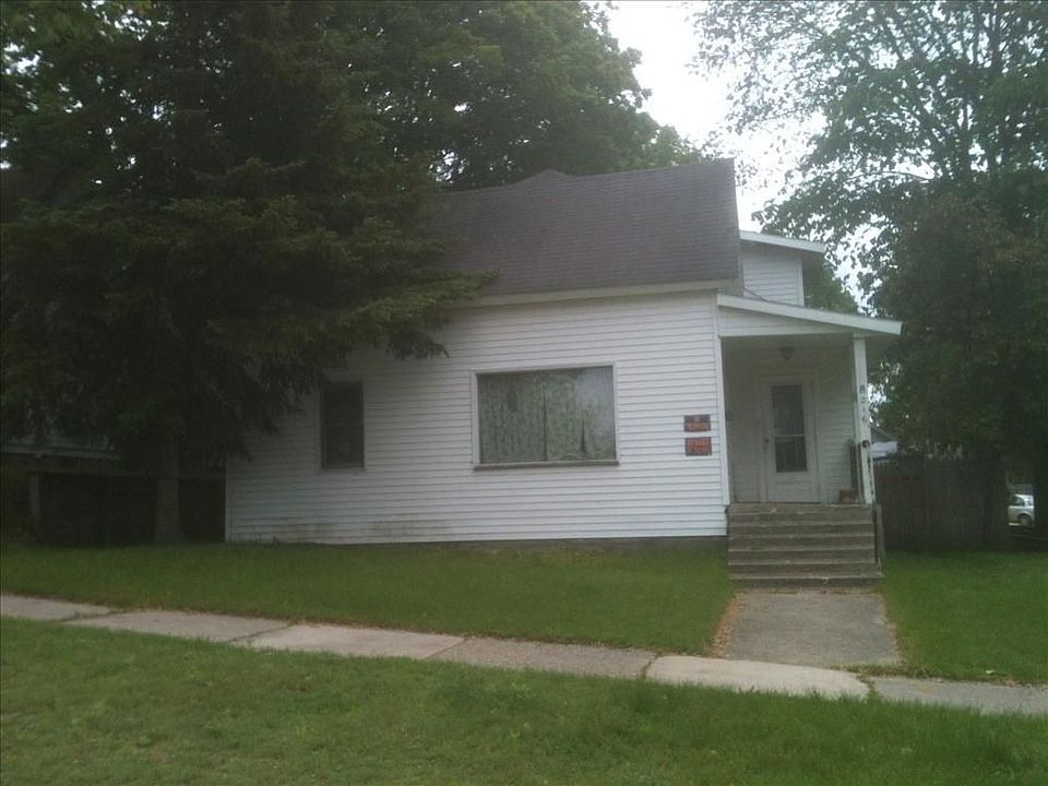 1st image of 216 E North St