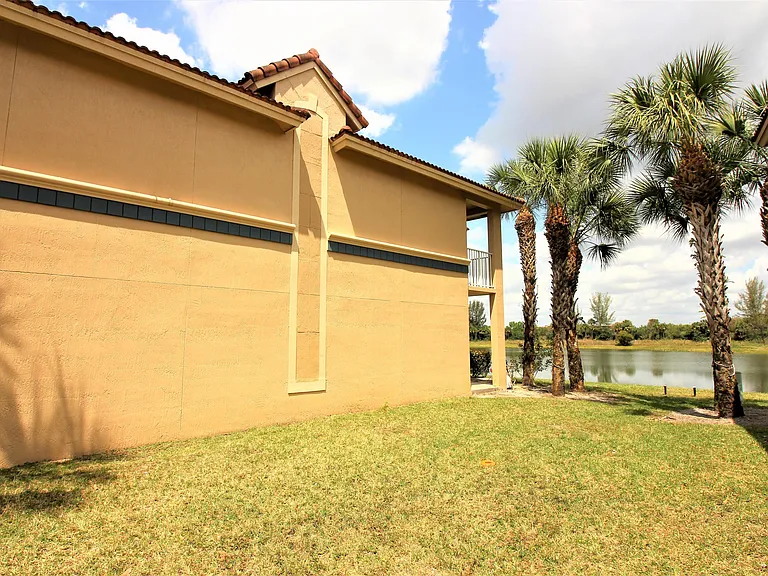 1145 Golden Lakes Blvd #716 — Photo 35