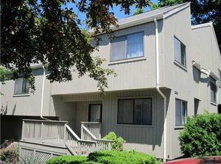 102 Watch Hill Rd #102, Branford, CT 06405