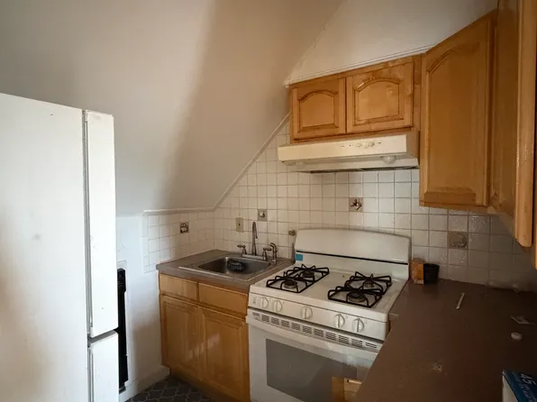 (undisclosed Address), Bronx, NY 10466