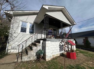 316 Rotary Rd, Huntington, WV 25705