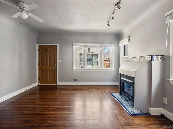 3rd image of 4718 Oregon St