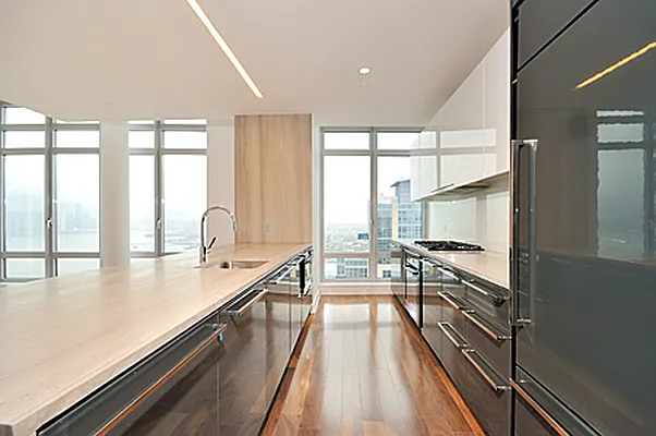 Rented by Nest Seekers International | media 25