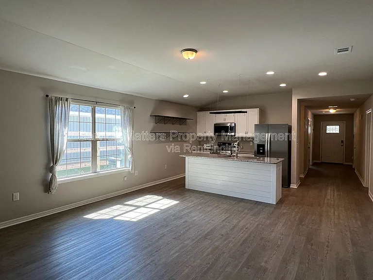 3214 Electra Dr — Photo 11