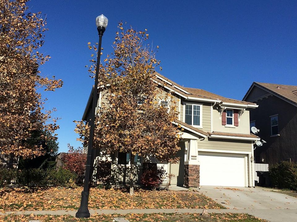 1st image of 2540 Woodfield Way