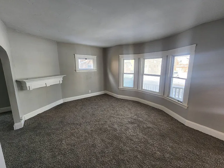 12514 Locke Ave — Photo 33