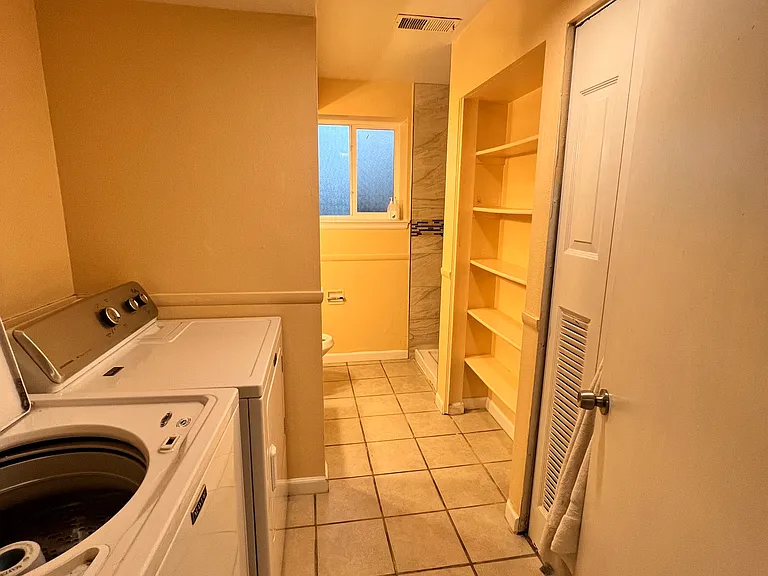 1579 S Salida Way — Photo 11