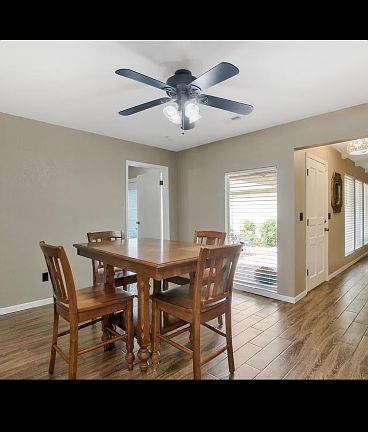 3rd image of 32 Chisholm Creek Dr