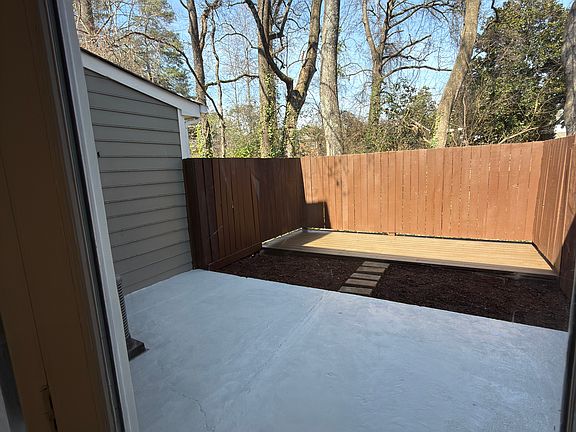 3rd image of 4001 Pat Mell Pl SE