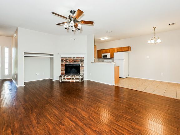 4th image of 10005 Blue Bell Dr
