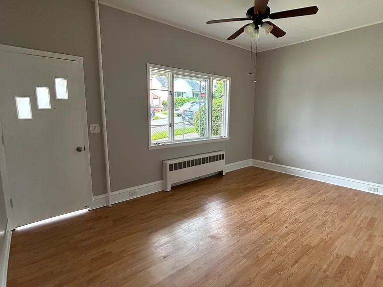 929 Stafford Ave #1 — Photo 1