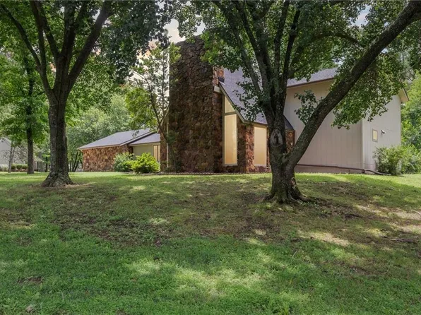 501 Taylor Rd, Independence, KS 67301