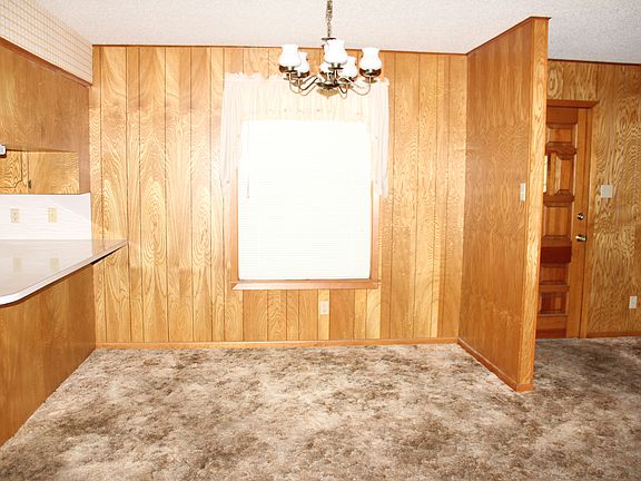 4th image of 1166 E Camp St