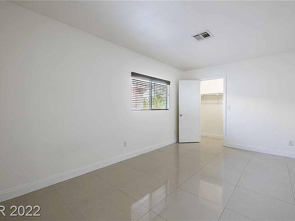 5th image of 10087 Edwardian St