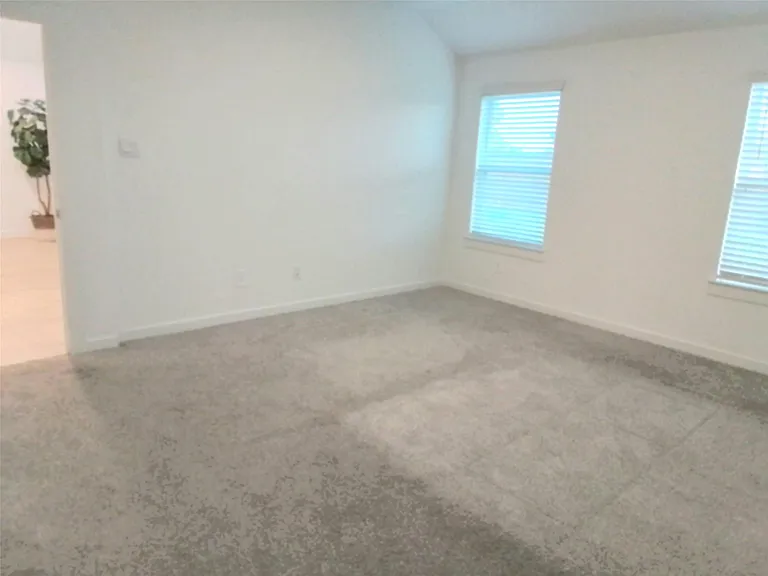 31739 Margaret Woods Ln — Photo 26