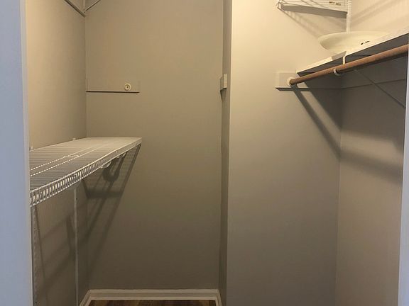 5th image of 130 Greenford Pl