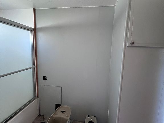 4th image of 4022 South Ave W #52
