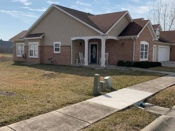 452 Harvest Moon Dr, Greencastle, IN 46135