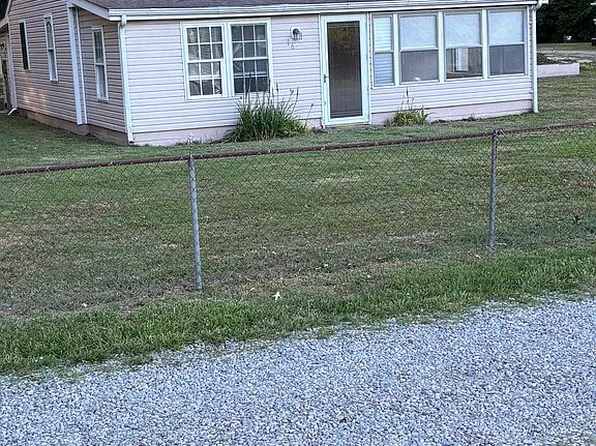 161 York Rd, Dunnsville, VA 22454
