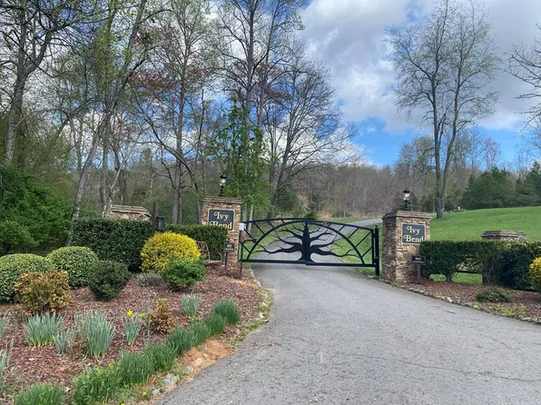 62 Jitterbug Ln, Murphy, NC 28906