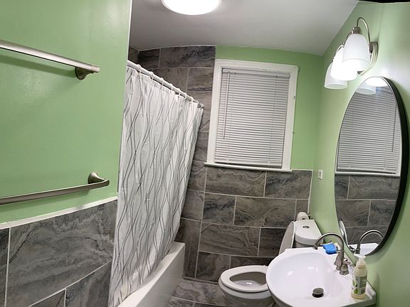 5th image of 2325 Modena Dr
