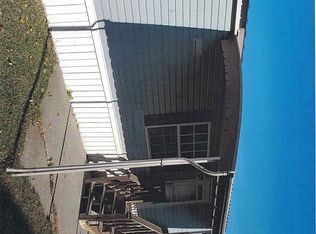 5 2nd Ave, Cheshire, MA 01225