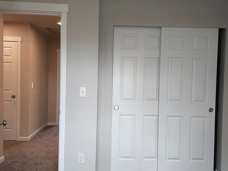 15717 View Dr SE — Photo 36