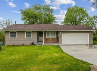 1108 N Williams St, Anamosa, IA 52205
