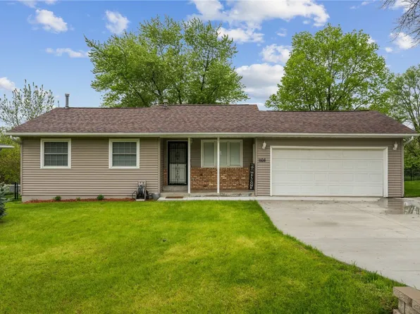 1108 N Williams St, Anamosa, IA 52205