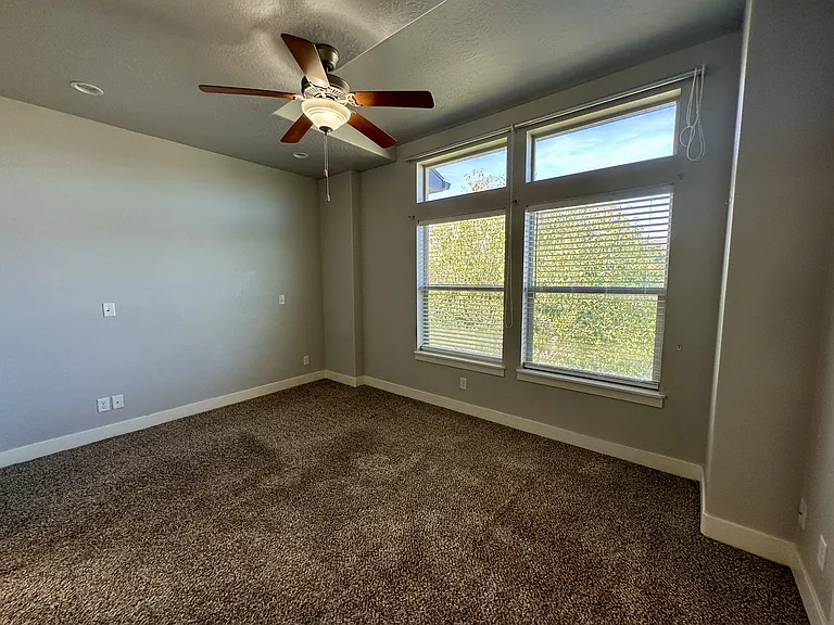 7942 S 5095 W — Photo 16