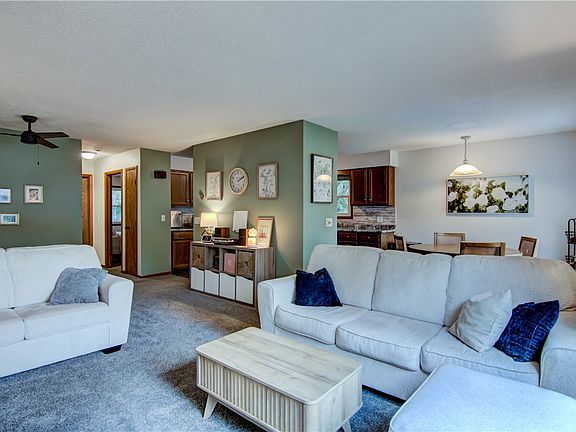 5th image of 1533 Raedel Road