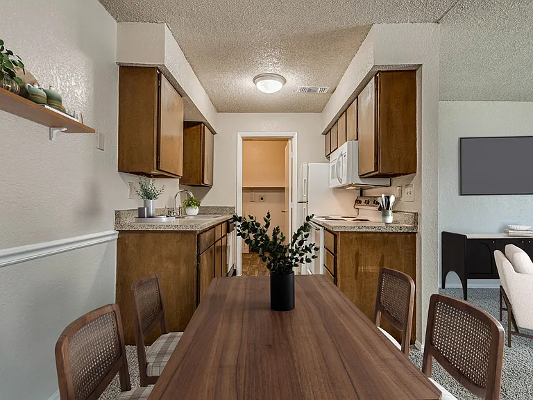Two Bedroom B - 2 Bed / 2 Bath - 950 Sq.Ft.
