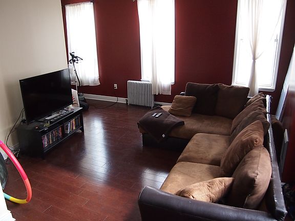 4th image of 3505 Indian Queen Ln #2