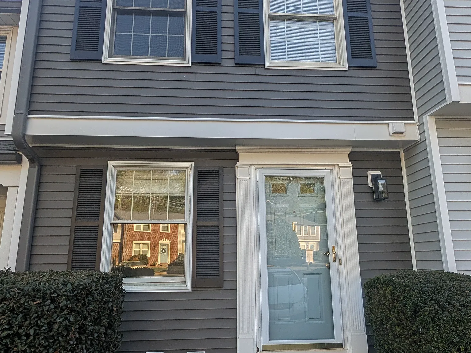 1231 Scaleybark Rd — Photo 2