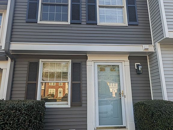 2nd image of 1231 Scaleybark Rd APT F