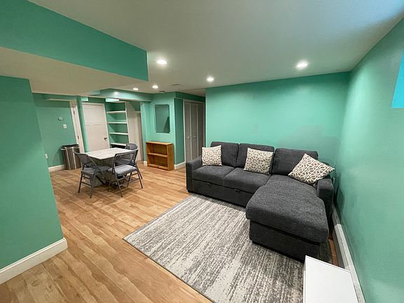 2nd image of 32 Bright Rd