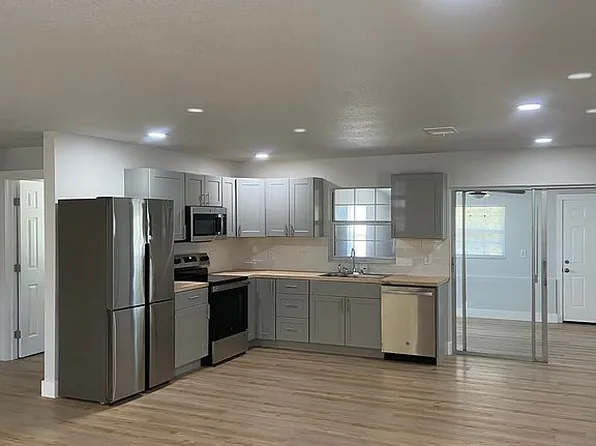 2301 Davis Blvd, Fort Myers, FL 33905