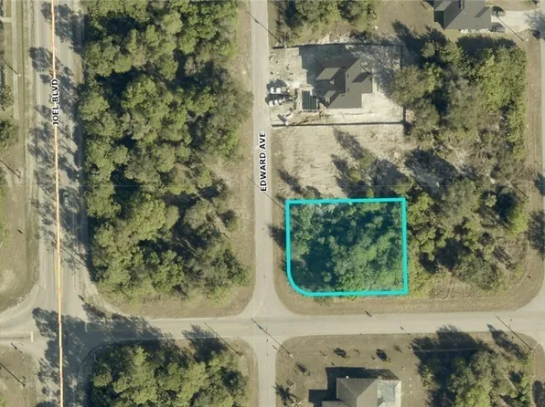 2100 Edward Ave, Alva, FL 33920