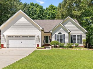 109 Deer Ridge Dr, Selma, NC 27576