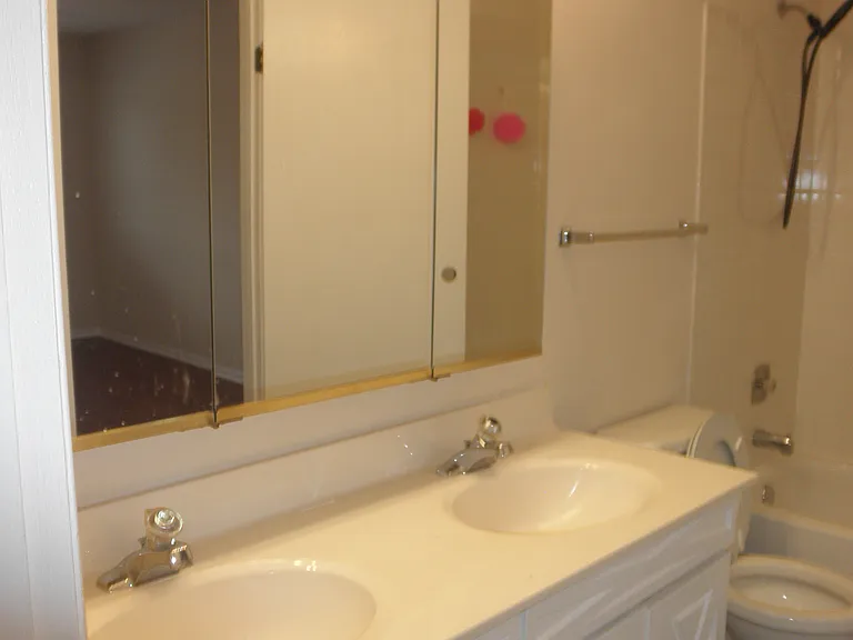 538 Commanche Trl — Photo 13