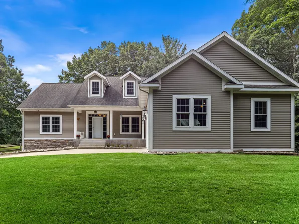 11981 Morel Rd, Grand Haven, MI 49417
