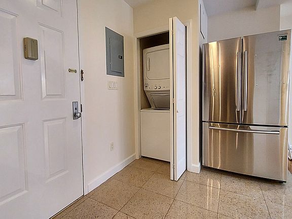 3rd image of 599 4th Ave APT 2B
