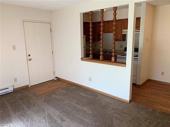 4th image of 2924 Brookside Dr