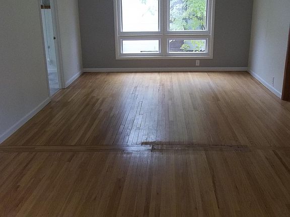 Living room/ dining room